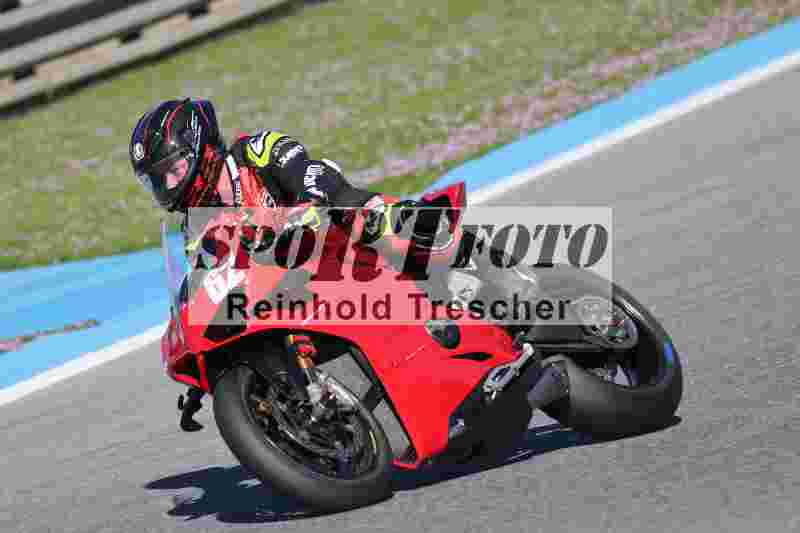 /Archiv-2025/02 28.-31.01.2025 Moto Center Thun Jerez/rot-red/62
